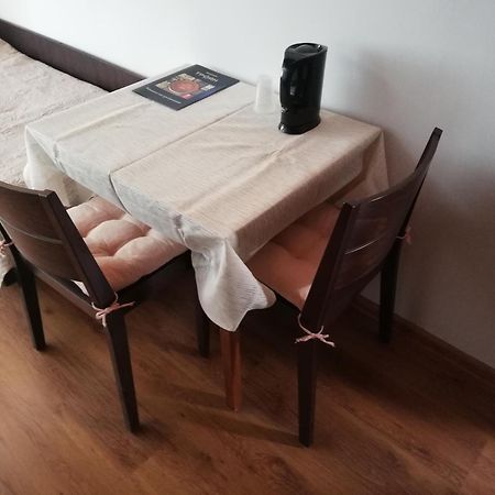 Guest Room Asparuh โตรยัน ภายนอก รูปภาพ