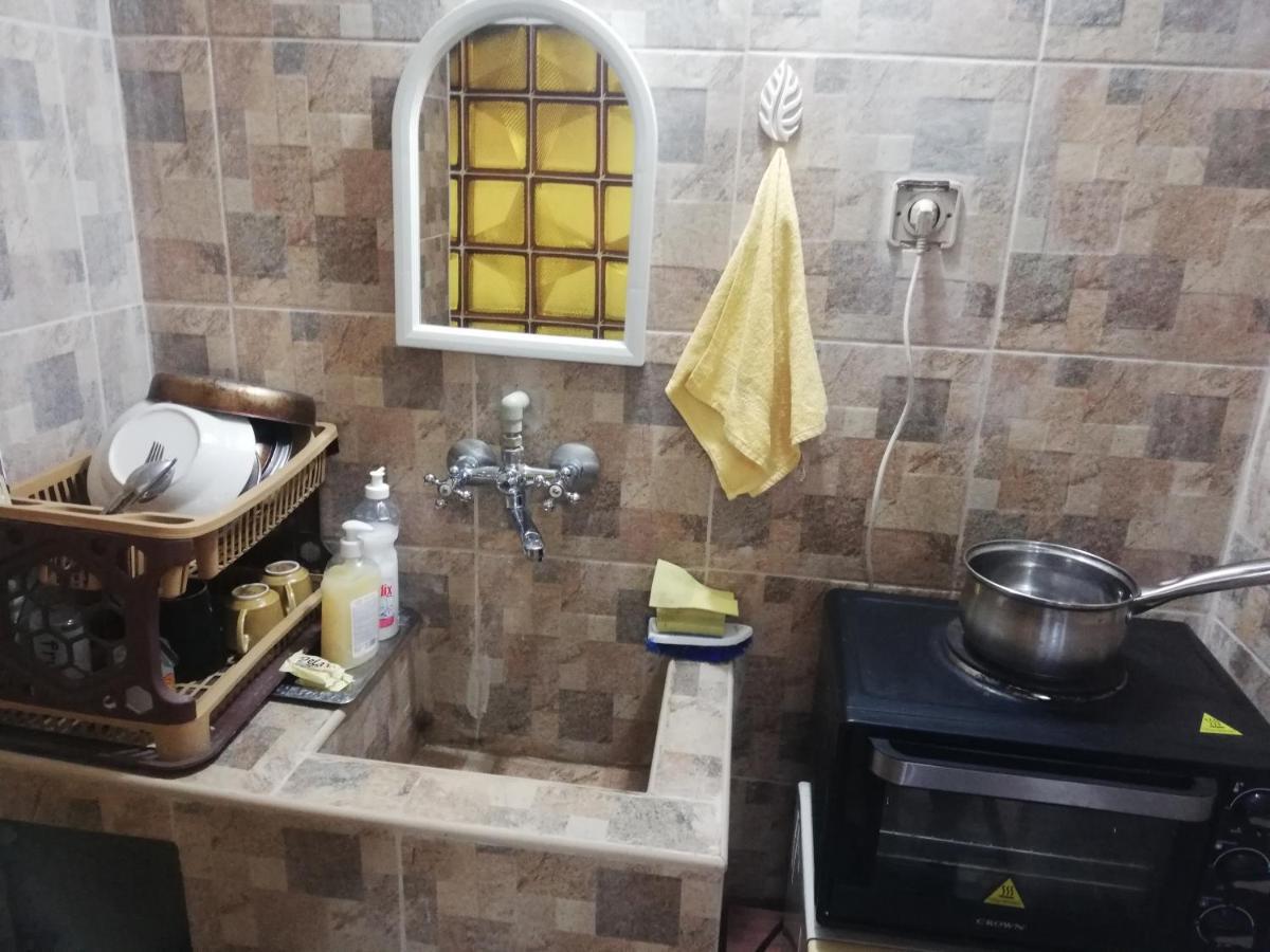 Guest Room Asparuh โตรยัน ภายนอก รูปภาพ